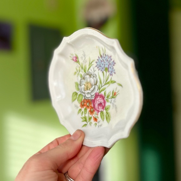 VTG Floral Bathroom Kitchen Sink Dainty Elegant Floral Bar Soap Dish Holder - Picture 2 of 6